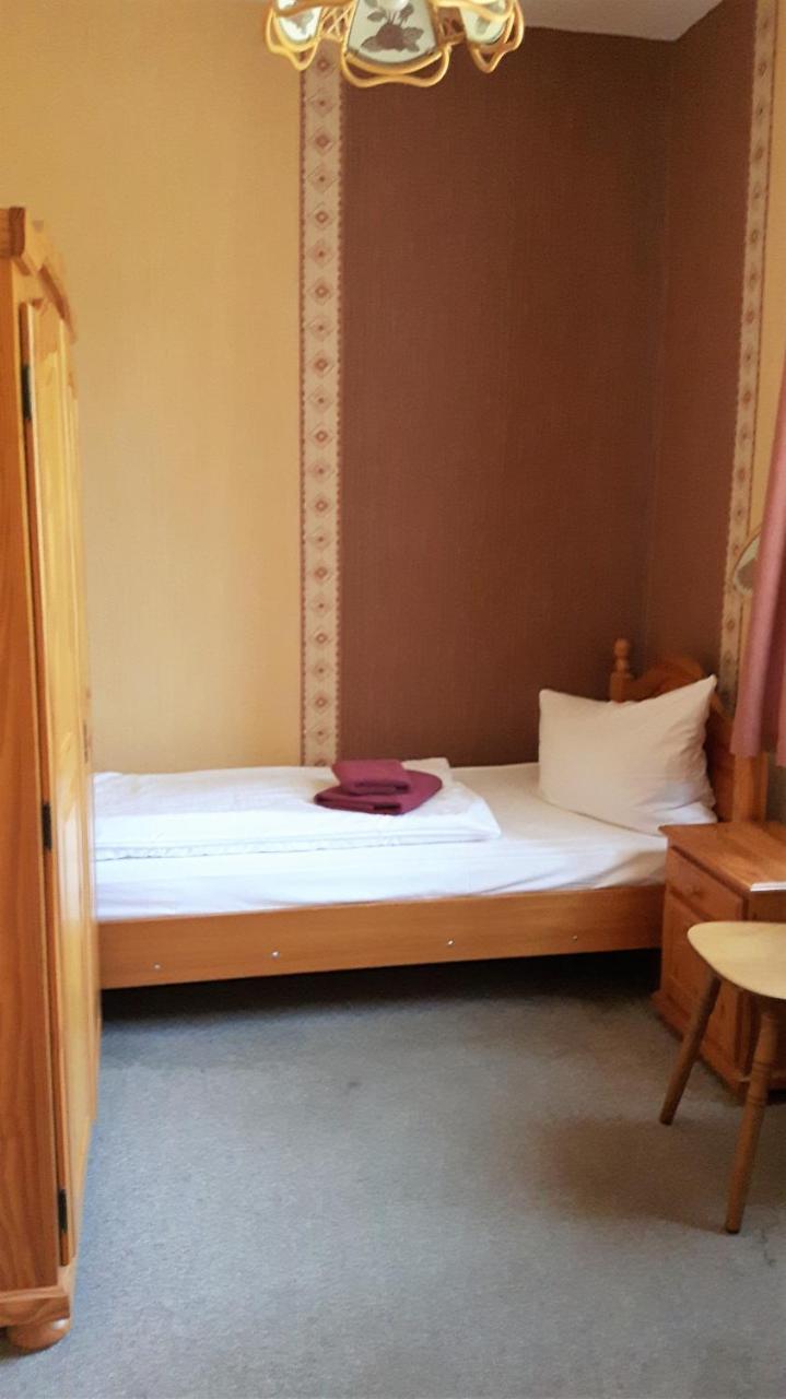 Landhotel "Lichte Aue" Lichtenau Stutzengrun Extérieur photo