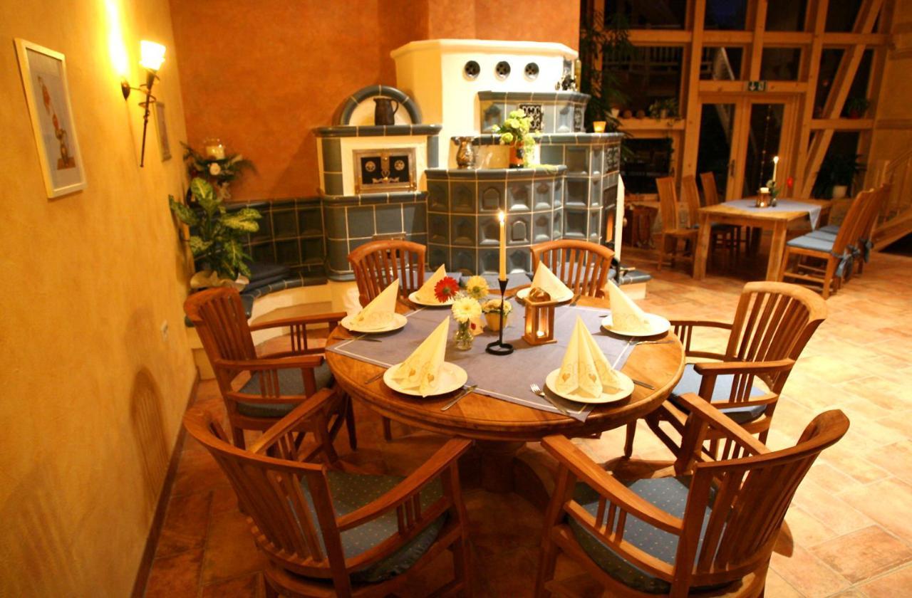Landhotel "Lichte Aue" Lichtenau Stutzengrun Extérieur photo