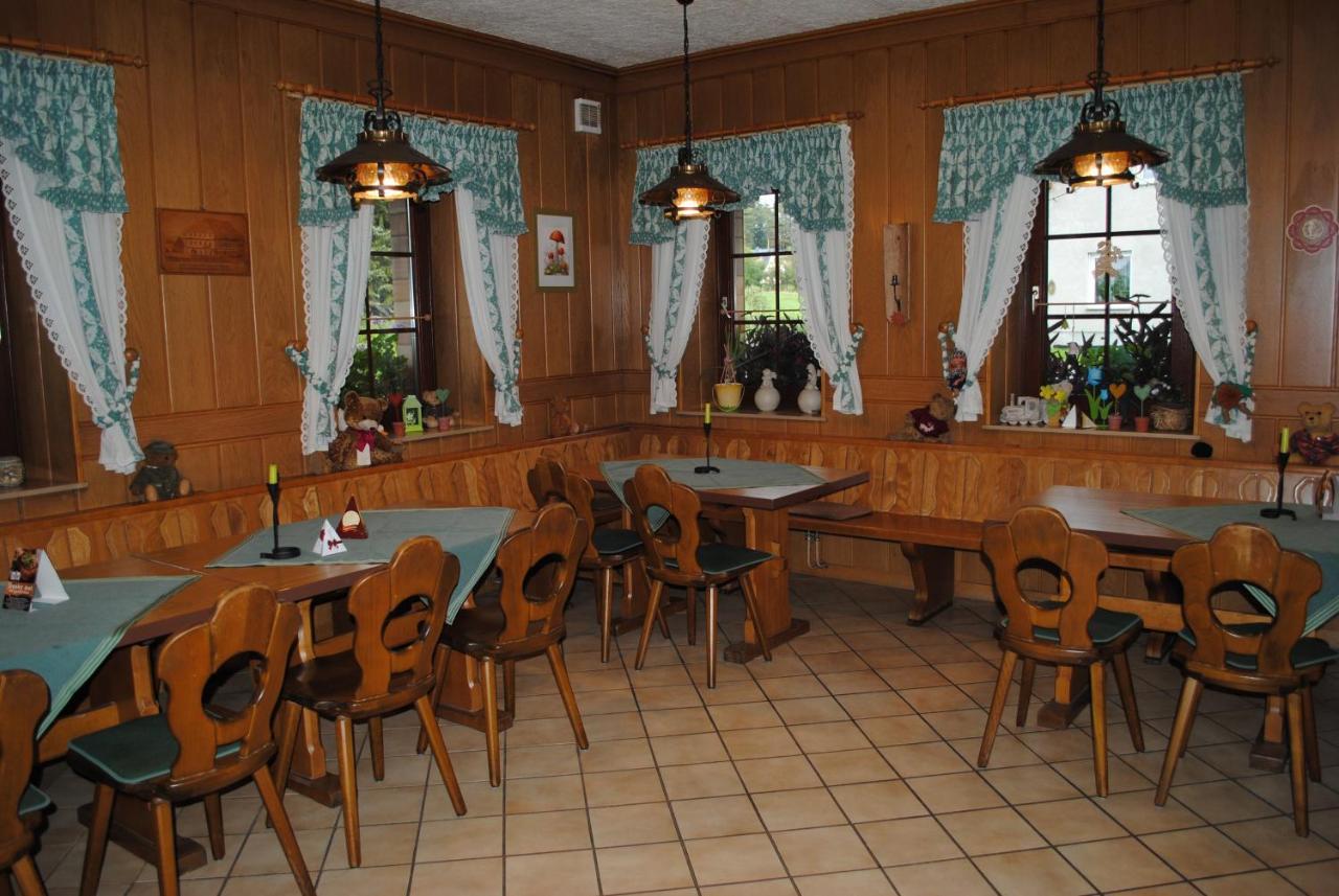 Landhotel "Lichte Aue" Lichtenau Stutzengrun Extérieur photo