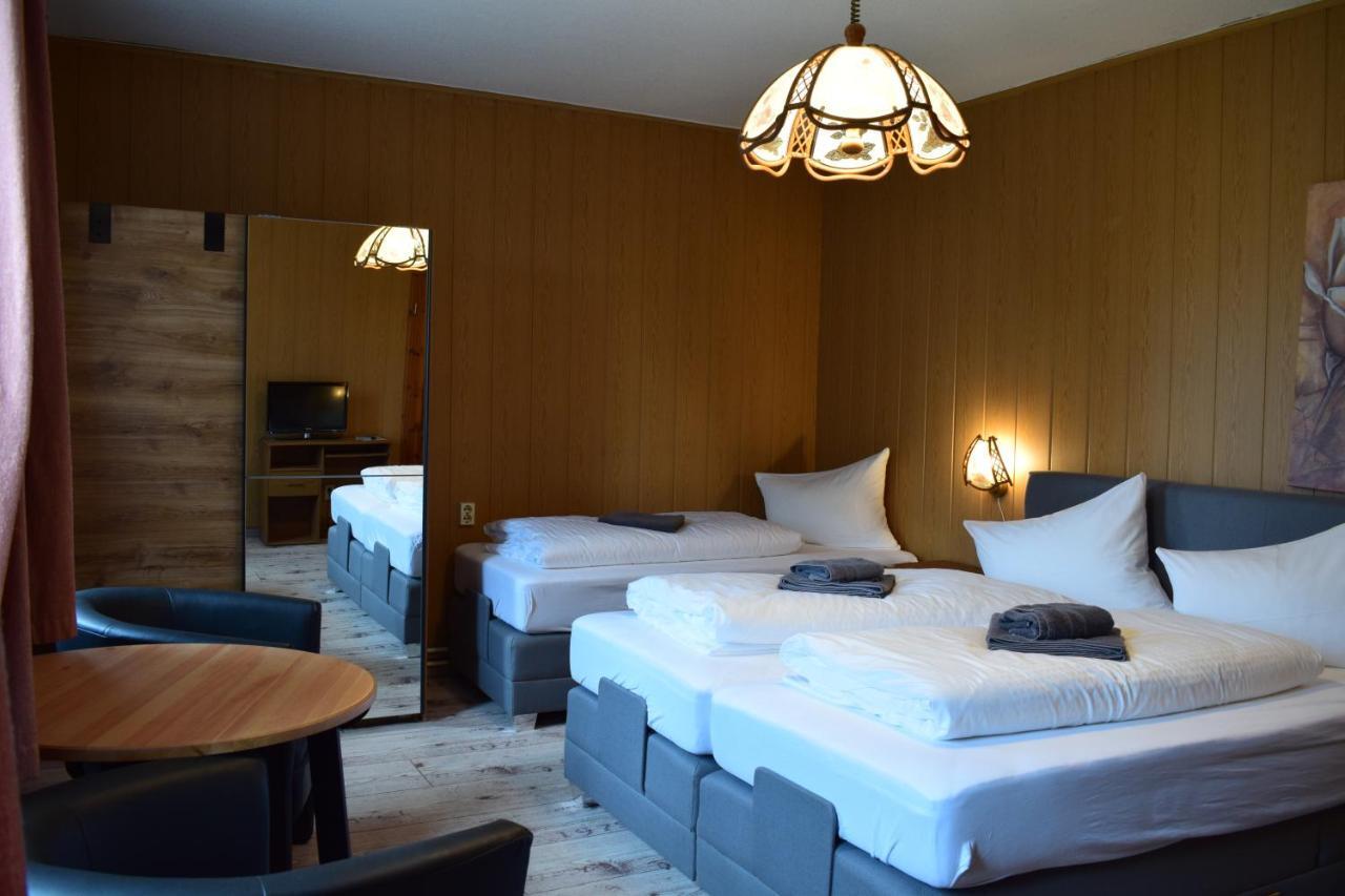 Landhotel "Lichte Aue" Lichtenau Stutzengrun Extérieur photo